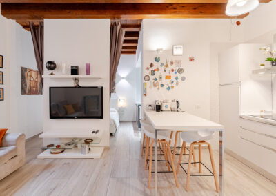 Silver Suite 2