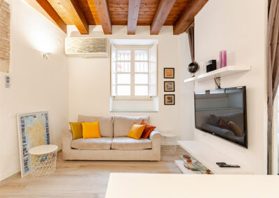 Silver Suite 3